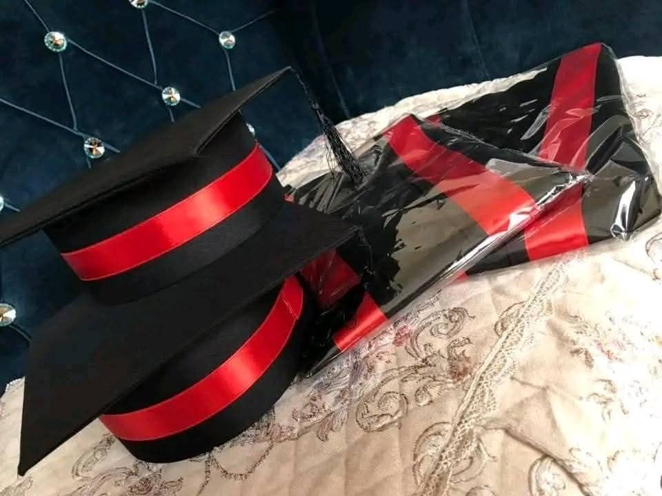 توفر روب تخرج وقباعته سادس ابتدائي وروضه سواد فاحم فقط هذا اللون متوفره جميع القياسات السعر ١٣يوجد توصيل داخل النجف ٣ آلاف وباقي المحافظات ٥


**إذا كنت صاحب هذا الإعلان وتريد حذفه لأي سبب، رجاءا أرسل رسالة إلى الدعم الفني**