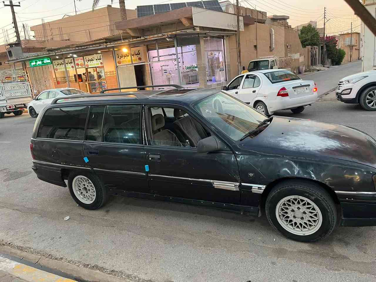 اوميكا موديل 1991 رقم كركوك سنويه 2022 منتهي بشرط تحويل و الغرامات سياره گير محرك خير من الله سعره 22بي مجال ***********
