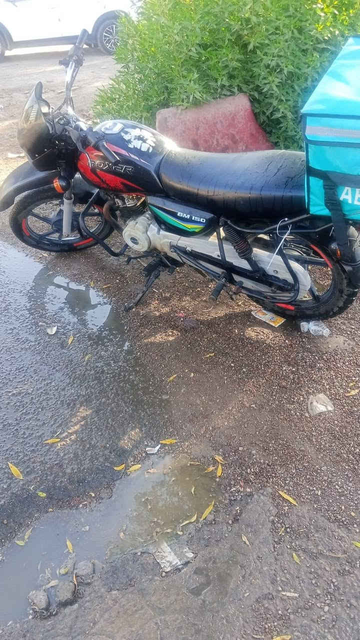 بوكسر نضافه كامله ناقصه بس سلف فحمات مراوس بيراني 25


**إذا كنت صاحب هذا الإعلان وتريد حذفه لأي سبب، رجاءا أرسل رسالة إلى الدعم الفني**