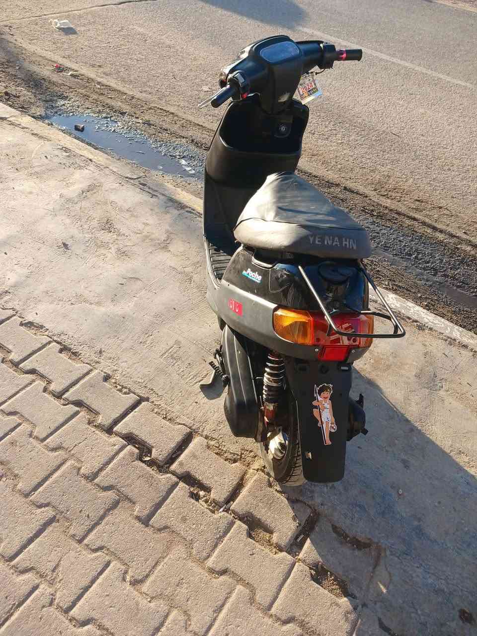 سلام عليكم بطه تك للبيع
مفتوحه مره وحده تجفيت اصلي 
شاصي مكفول 
كهربايات شغاله 
سعر ٢٥٠ 
مكاني مقابل مسشتفى العباس الهلي 
***********
