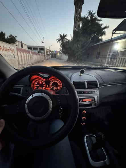 السلام عليكم 
بروتون جين 2 2016
ماشية 99 حقيقي
السيارة من زيرو لحد الان عدنة
بيهة 3 قطع صبغ اثر طخات بسيطة
لا لغد ولا شاصي ولا دواخل بيهة شي
لحاية بلادية امامي خلفي
كير مكينة مكفولة حتى من الفتح شرط على حالة الشركة
تخم تاير جديد زيرو 
صدر جديد 
رولات قوايش كلة جدد
ادامة كاملة حتى فلاتر جدد كلشي مبدل جديد
تبريد شرط ثلج بعز الصيف 
تدفئة شغالة 
الكهربائيات كلهة شغالة
اي نقص مابيهة السيارة
السعر 77 وبي مجال بسيط
بسمنة وتحويل ثاني يوم
للأمانة السيارة ممتعوبة وعلى ادينة
رقم الهاتف ***********
 السيارة متروكة صارلها سنتين محد طالع بيهة بس على كد نشغل ونطفي 
لان نستخدم سيارات غيرهة
