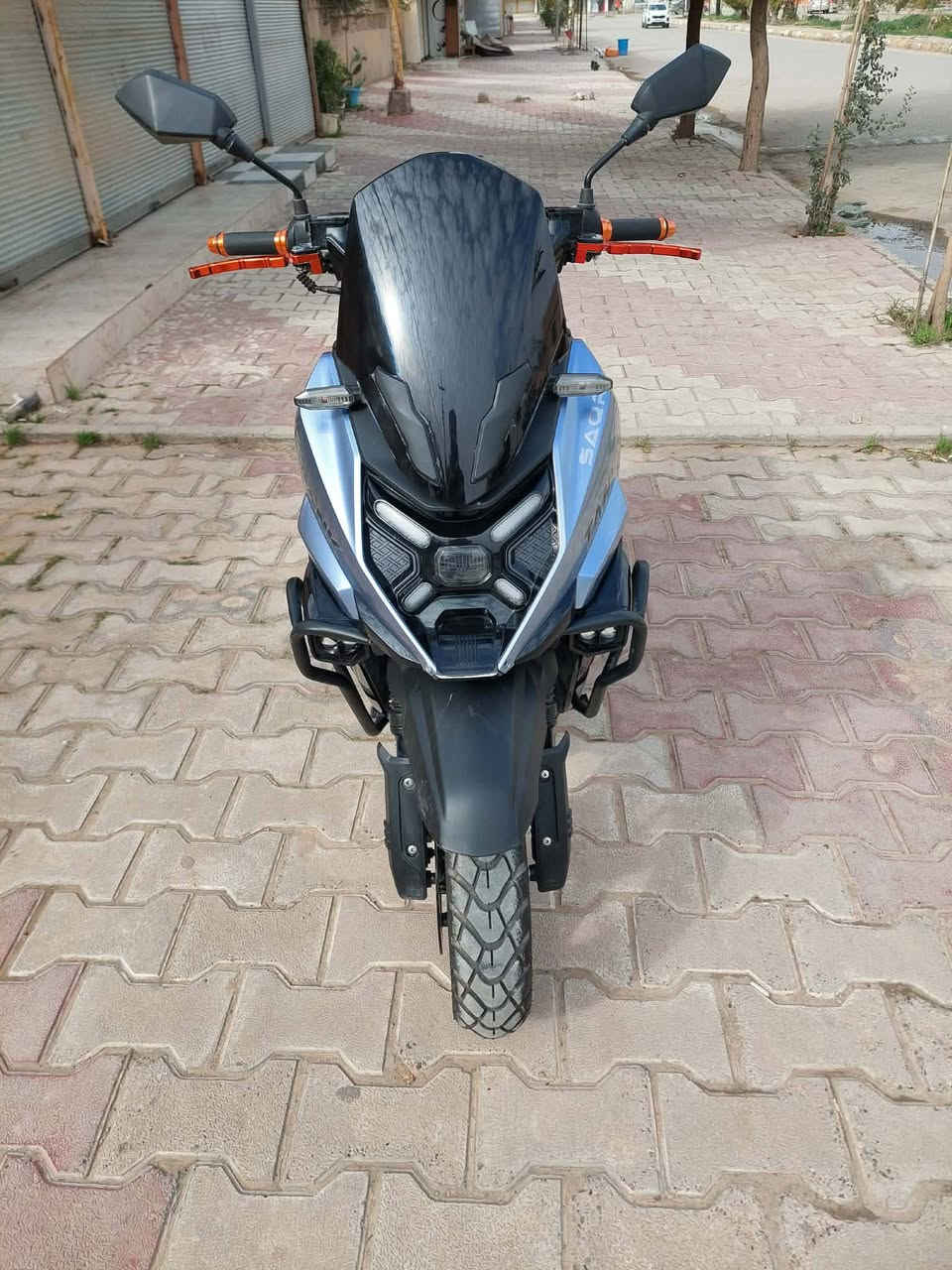 ♦️ سلام عليكم 
♦️دراجة تانك 2025
♦️ سويج عدد 2 مع بصمة تشغيل عن بعد♦️الون سلفري ♦️
♦️حجم المحرك 150cc🧿
♦️الدراجة بلاد دسك امامي وخلفي ♦️ شاشة ايباد♦️
♦️اوراق كاملة 🧿
♦️ دراجه غنيه عن التعريف 
♦️السعر 850 وبي مجال

♦️المكان ديالى المقدادية 
 
الرقم بي واتساب بالفيس مامتواجد الشراي يتصل
♦️📞📞📞  ***********📞📞📞♦️
