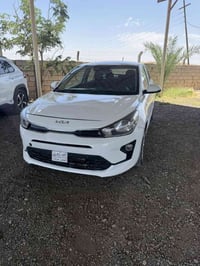 كيا ريو 2023 للبيع 75 او بيها مجال  07715552360 07824077725