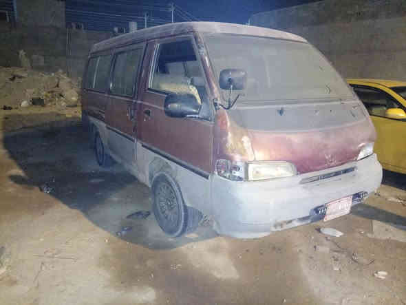 سلام عليكم هوداي 11 راكب سياره مكينتهه كايمه ونطيك مكينه سوبر وياهه جديده سياره كوم حديد رقم احمر سنويه كاتونيه راعيهه ما اندله بيع او امراوس سعرهه 10 قفل ***********
