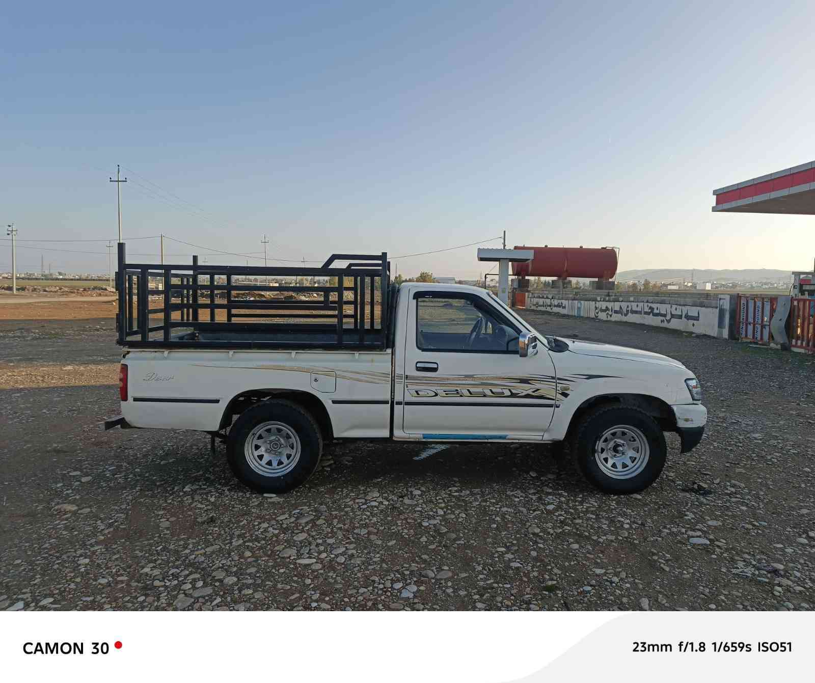 دير مه نفيست ئاسل كتاب ريگه پي ده ني له گه ل
مه كينه به خ جام كاره بي ناو سوره مؤديل 2007
حازره بؤ كه سا بت بي دعم بي له دراو
گير مه كينه به شرت بي بؤياخ  چوار تي لؤكه 
له ژير نرخ33ماعامه ناونيشان جمجمال ***********
ئيستا, ***********
