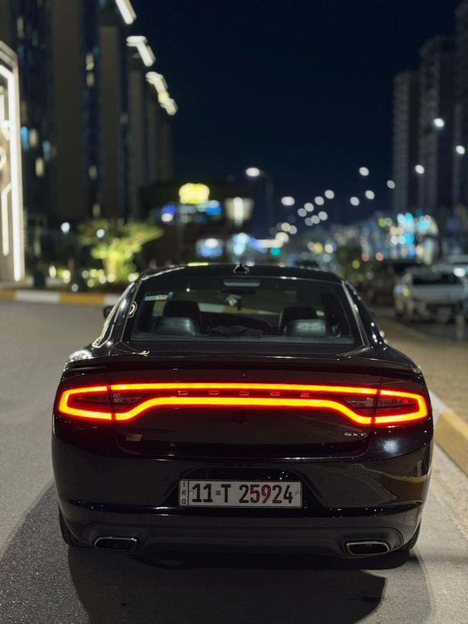 سلام عليكم
جارجر sxtموديل 2018 
السياره فول عدا الفتحه 
 كشنات جلد تدفئه وتبريد  
كشنات خزن وباقي موصفات الجارجر المعروفه 
تحكمات  وحساسات صدر امامي خلفي جديد 
تخم تاير جديد يعني سياره مناقصه شي السياره حادثها الجمالغات الاماميه  بلا شواصي وبلا لغود
 السياره معروضه 175
مكان السياره حي جهاد أو البنوك 
***********
