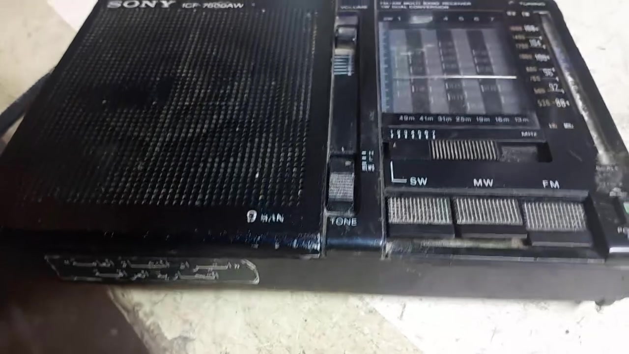 راديو سوني 9 موجات نقص بقغ باتري ونوزة الخيط ‎0788 526 3773
