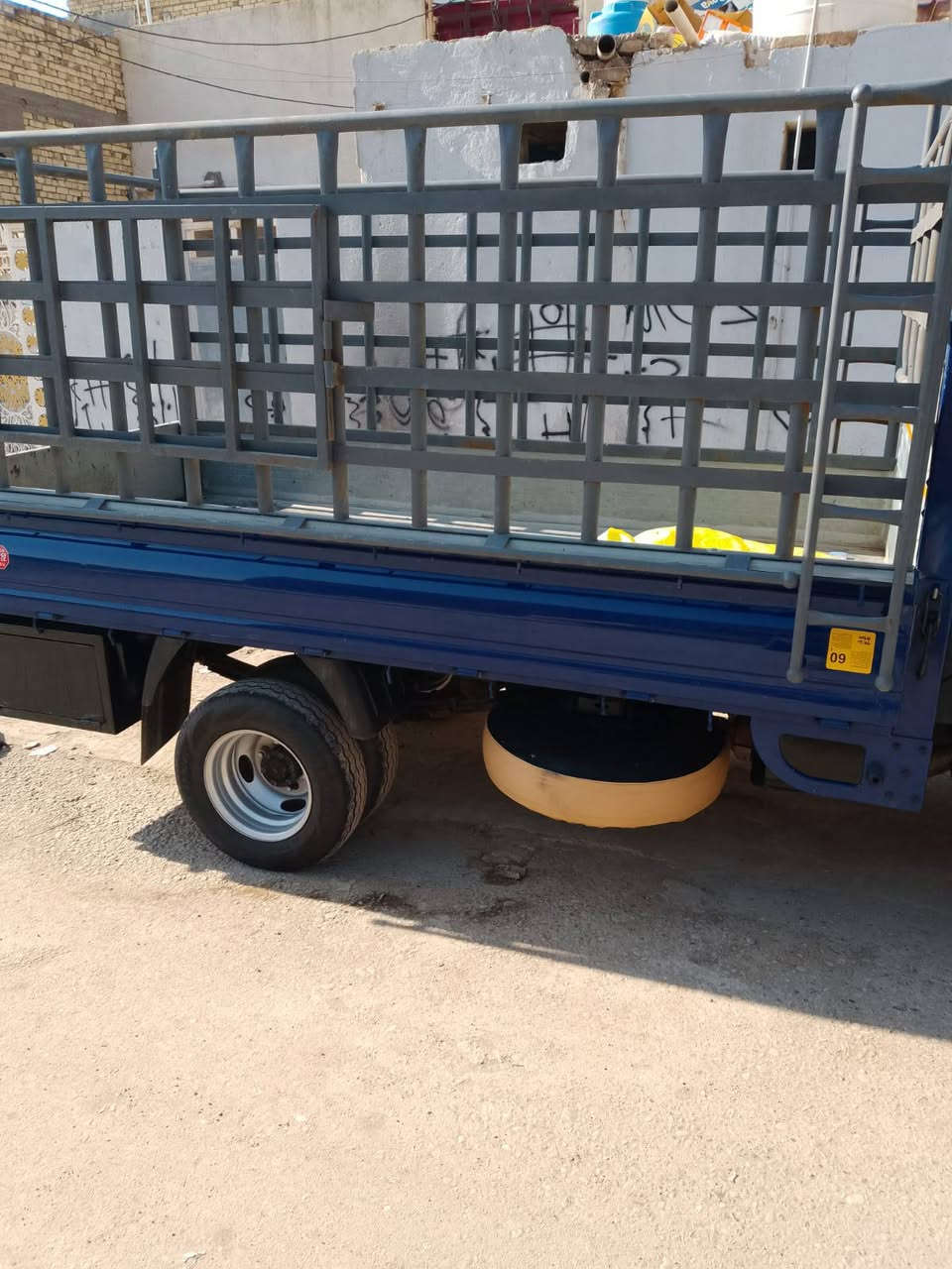 سيارة فحل حمل مسكر موديل 2018بسمي تحويل ثاني يوم رقم دولي مكاني ميسان سعره 155وبيه مجال كفاله عامه سونار تخم تاير حداديه تحويره سياره جاهزه بس المكينه بيه خيط تبخير ***********
