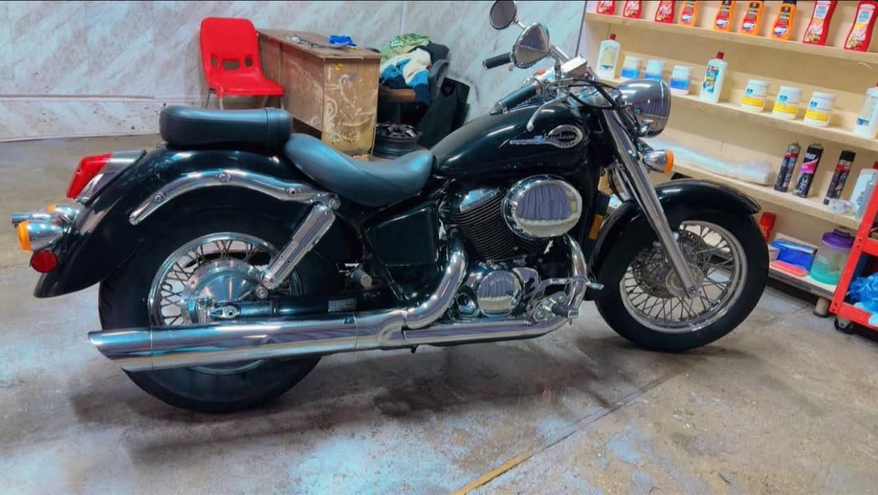 هوندا شادو 750 للبيع فقط
ماشيه 12 الف. 

دخول جديد.  

بدون اي نقص. بدون حادث 

مكفوله. . 

بغداد العلاوي 

‭0787 153 6944‬
