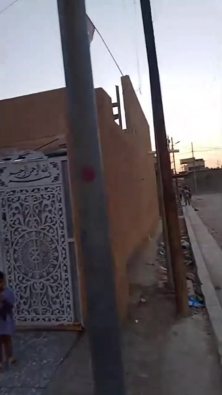 بيت ركن في منطقه ام الكبر خلف معمل رحلات مقابيل بيوت ام كبر الغزلان لاصوليه 

مساحه البيت /110
واجه البيت /10
النزال/11

يحتوي البيت على غرفتين +مطبخ وحمام 
الأستفسار على هذا رقم  ***********
