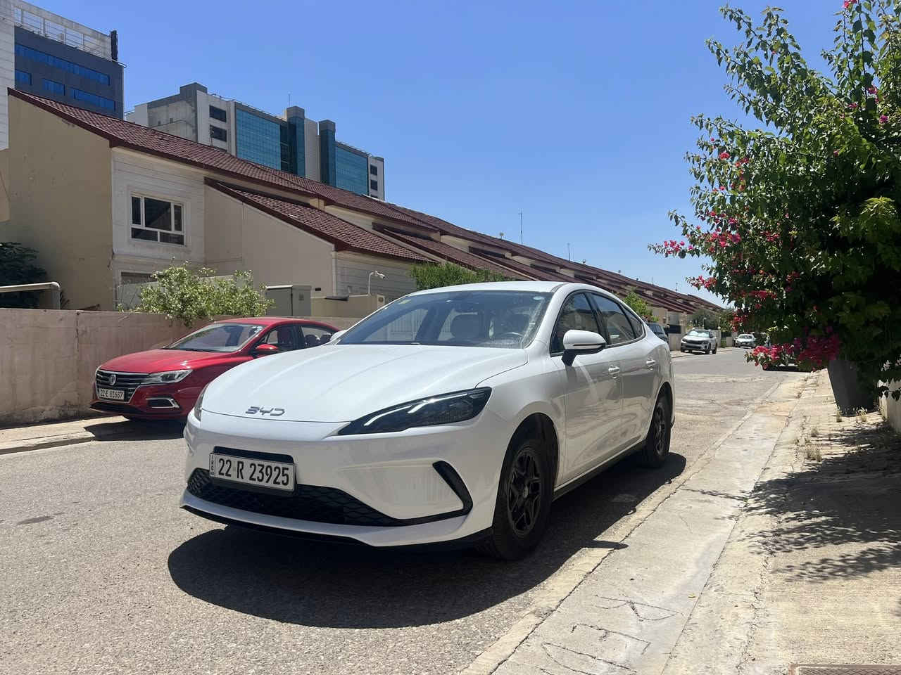 BYD SEAL 05 2100km
مۆدیل: ٢٠٢٥
رەنگ: سپی
ماوەی رۆیشتن: ١١،٠٠٠کم
ناو سپی کوشین جلد
پاتری: ٥٥کم
شاحینەی بلادی خۆی لەگەلە.
*. بی سبوغ و بی سارد بی تەزرە. گیر ومەکینە بەشەرت.

شوین: هەولێر

💵💵 13500$

بي واي دي سيل٥
موديل: ٢٠٢٥
لون: أبيض
مسافة المقطوعه: ١١،٠٠٠كم
داخل أبيض 
باتري: ٥٥كم
شاحنة بلادي شريكه
بدون صبغ و بارد و حالوب. كير ومحرك بشرط.
موقع: أربيل

💵:13500$
0️⃣7️⃣5️⃣0️⃣6️⃣0️⃣0️⃣7️⃣6️⃣0️⃣0️⃣


**إذا كنت صاحب هذا الإعلان وتريد حذفه لأي سبب، رجاءا أرسل رسالة إلى الدعم الفني**