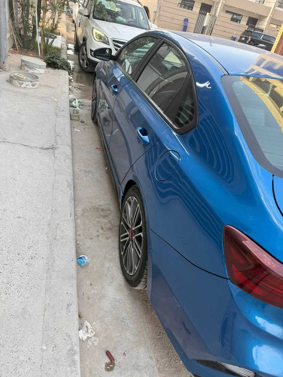 السلام عليكم سيارة فورتي جيتي لاين للبيع موديل 2023وارد امريكي مكينة 1600 تو تيربو رياضي فول مواصفات سيارة جديدة ماشية 42 فول مواصفات 1/1 اعلة فئة
بصمت ابواب 
فتحت صقف
كامرة دوارة
تشغيل عن بعد
مانع تزحلك 
تبريد بيانو 
سايد ابريك دكمة 
كشن كهربائي 
لايت لد 3عدسات 
كشنات تتفئة او تبريد 
رقم بغداد العنوان بغداد البلديات تقاطع الكهرباء 
السعر 140$او بيهة مجال قليل رقم الهاتف ***********
السلام عليكم سيارة فورتي جيتي لاين للبيع موديل 2023وارد امريكي مكينة 1600 تو تيربو رياضي فول مواصفات سيارة جديدة ماشية 42 فول مواصفات 1/1 اعلة فئة

