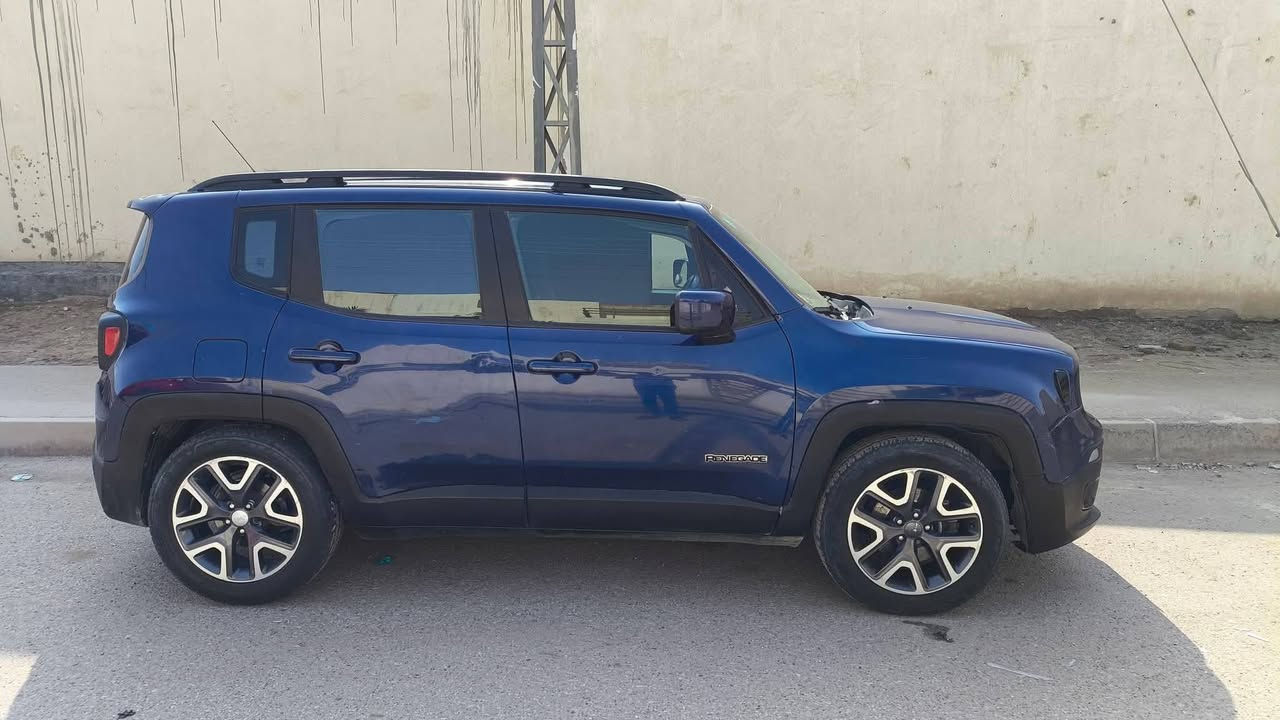 السلام عليكم
جيب رنكيد 2017 كلين بدون حادث بدون صبغ بدون ايرباك كلشي  بلادي حتى دعاميات بلاديه بيها ليبل رقم شاصي 

بيها بارد فقط موضح بالسونار بالمنشور 

محرك 2.4 كير 9 نمر تبريد ثلج حداديه جديده كلها

مواصفات عاديه 

رادار جانبي وحساس مطر و كشنات جلد ابيض ولايت عدسه قوي جدا 

بيها منضومه غاز 60 لتر  تمشي 350 كيلو ب10 الف دوانص ماكو ابد 

سياره نظيفه وجاهزه ماشيه 105  

رقمها بغداد بأسمي 

السعر 130 وبي مجال 

رقمي *********** 

العنوان : ذي قار - الناصريه
