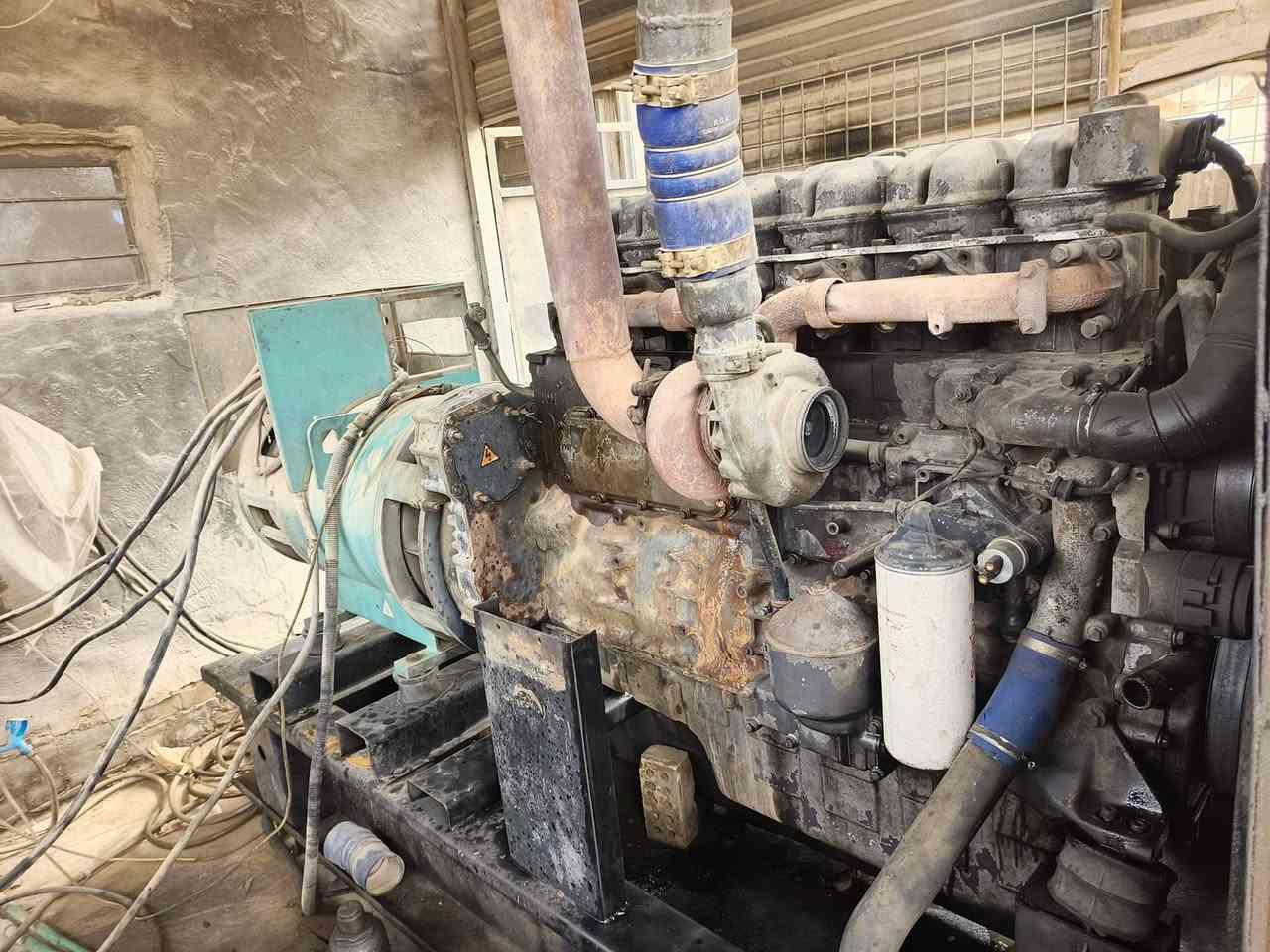 سلام عليكم مكاين للبيع سكانيا 124 راس توليد 350 مكاين خير من الله (اتصال ***********)
