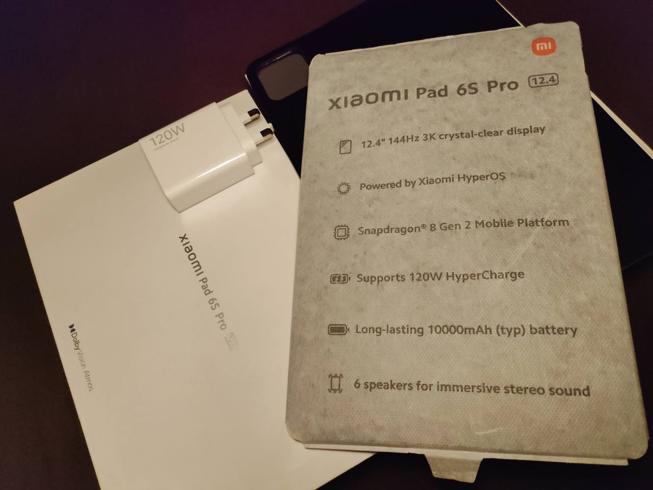 شاومي باد 6S برو - Xiaomi Pad 6S Pro

الشاشة: 12.4 إنش IPS LCD دقة 3K
 معدل تحديث 144

المعالج Snapdragon 8 Gen 2
الذاكرة العشوائية 12+12=24  RAM 
التخزين الداخلي:  512 GB

الكاميرا الخلفية: 50 ميجابكسل
الكاميرا الأمامية: 32 ميجابكسل

البطارية 10,000mAh مع شحن سريع 120 واط

الصوت: 6 سماعات ستيريو مدعومة بتقنيات Dolby Atmos

الجهاز نضيف استعمال دراسة معا ملحقات كاملة 
السعر 500 وبيه مجال بسيط كلش
تواصل ***********

