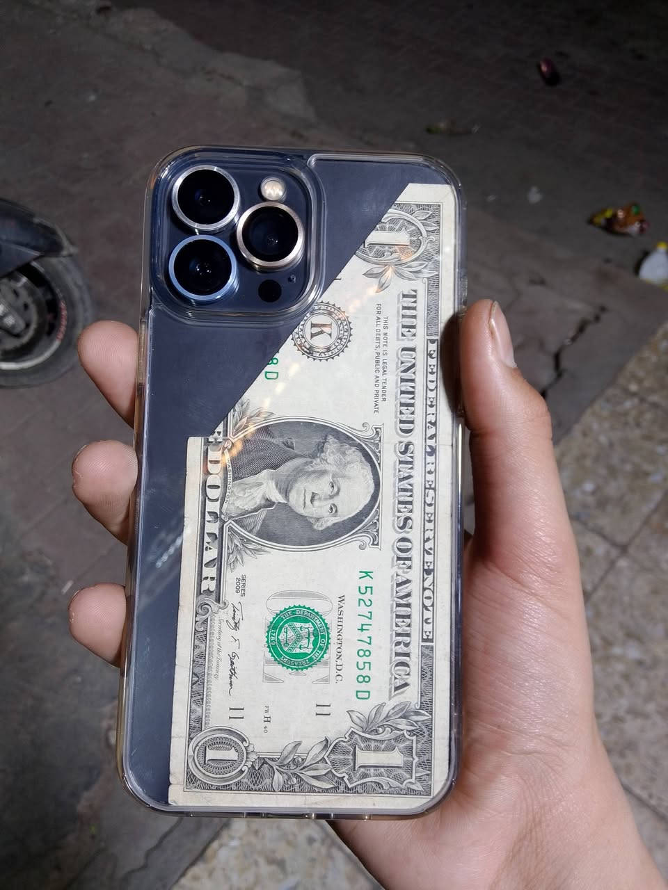 13برو ماكس
الجهاز نضيف
ذاكره 256
بطاريه 87بلادي 
كله شغال كاميرات اتصال ضمان 
بس فيس ايدي متوقف 
الجهاز وتر بروف ما مفتوح 
***********
