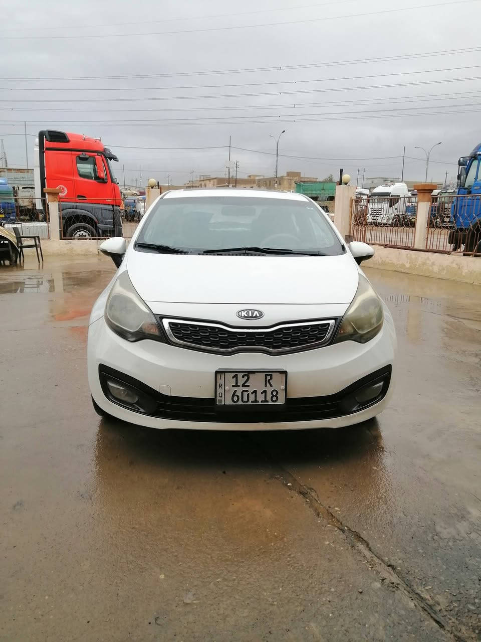 كيا ريو ٢٠١٢ محرك ١٦ وارد كوري كابون بانزين هزه جديده رقم جديد فول موصفات بيها تبديل باب اصلي شركه وبيها شويا تحيل بل سقف السعر ١٠٥ وبيها مجال
*********** عنوان السياره الموصل الايسر
