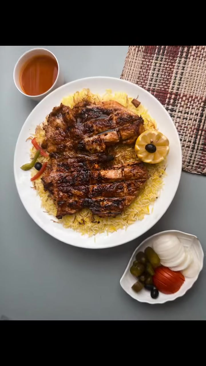 "الجمال بدون عظم! 🔥"
دجاج مسحب مشوي على الفحم، غرقان بالتتبيلة ودايب من الاستواء. لا تشيل هم العظم، بس استمتع بالطعم. 
العنوان : سبع ابكار - الشارع الرئيسي .📍
نتشرف بحضوركم الكريم 
هاتف طلب التوصيل المطعم🛵🛵🛵🛵
*********** 📞
***********📞
الاتصال على واتساب 
***********📞
متواجدين على تطبيقات التوصيل 🛵
( طلباتي 🛵 - توترز 🛵  طلبات 🛵)
