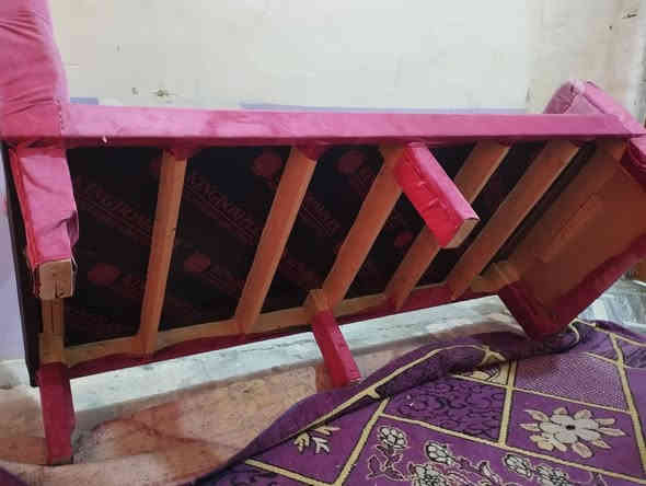 سلام عليكم عندي جربايه تسكام السعر 50وبيها مجال مكاني نجف حي ميسان للاستفسار ***********
