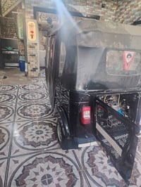 تكتك للبيع موديل 22 شهر ال 6 رقم وسنويه الكشره شوف العين والمكينه كفال...