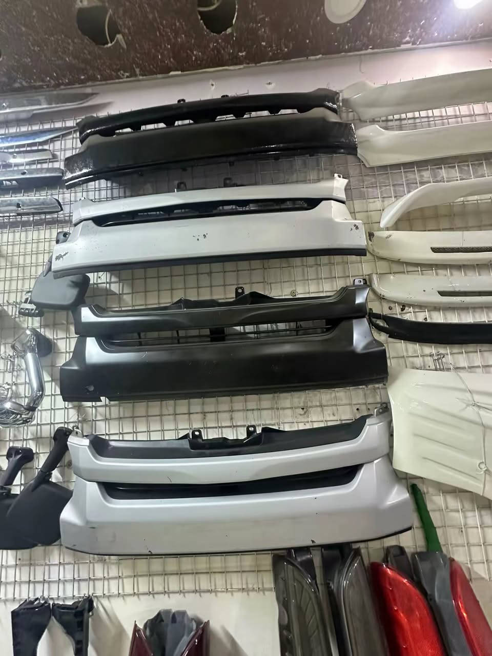 سلام و علیک شباک هایس عالی بیلادی  للبیع  مکانی اربیل توصیل موجود کل محافظات حتی باب بیتکم ***********
