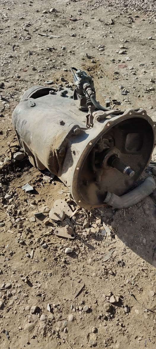 كير هينو 82 للبيع معه راديتر المكان واسط الصويره ***********
