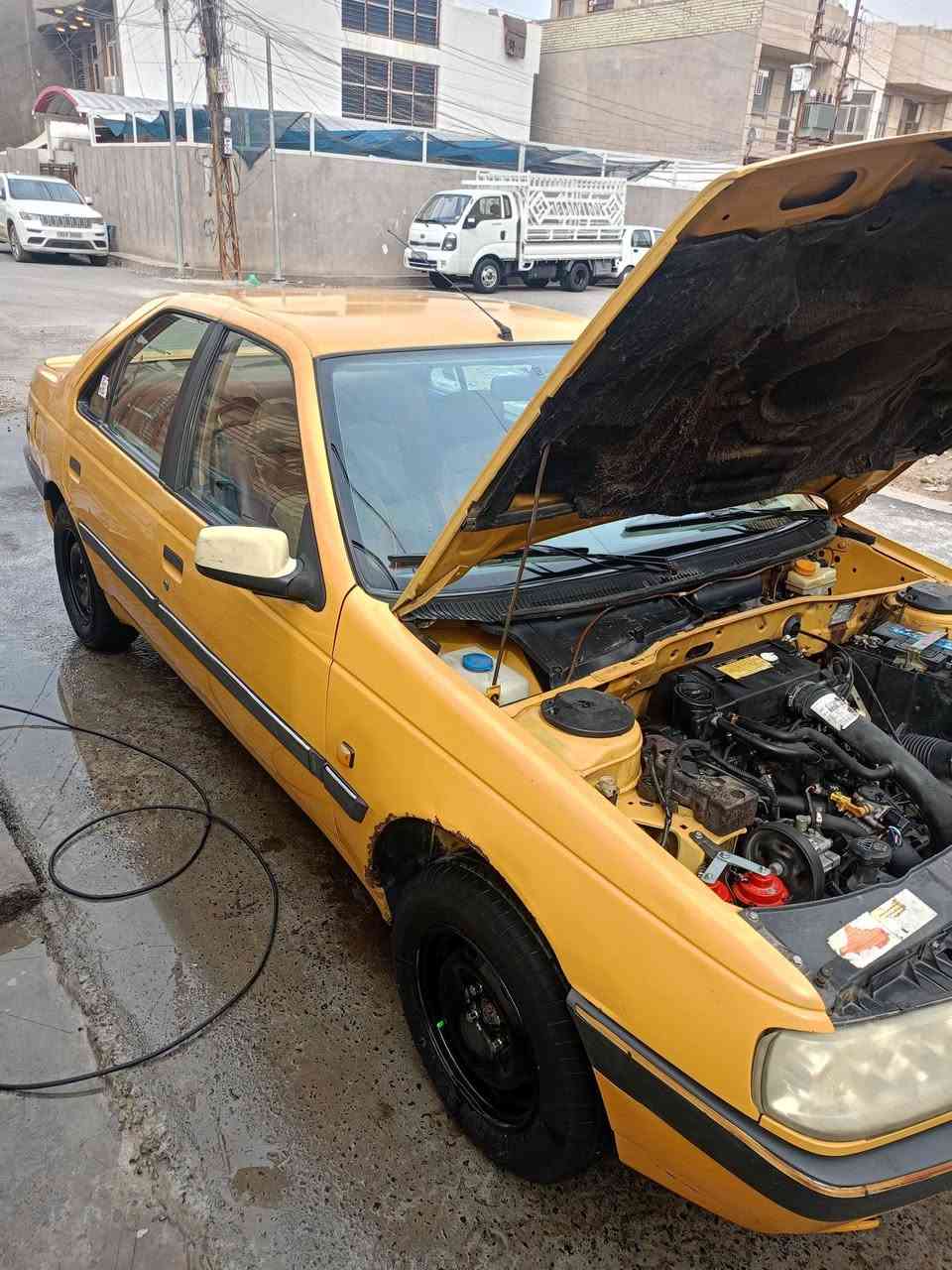 السلام عليكم
بيجو لميس 2013

بدون صبغ 

محرك وكير جيد جداً 

تبريد شغال

بيها ذيول جاملغ خلفي بيهن خياس 

السعر 35 بيها مجال للشراي 

مصفرا هيئه وبسمي 

مكان السيارة الزعفرانية 

الاتصال على الرقم ***********
