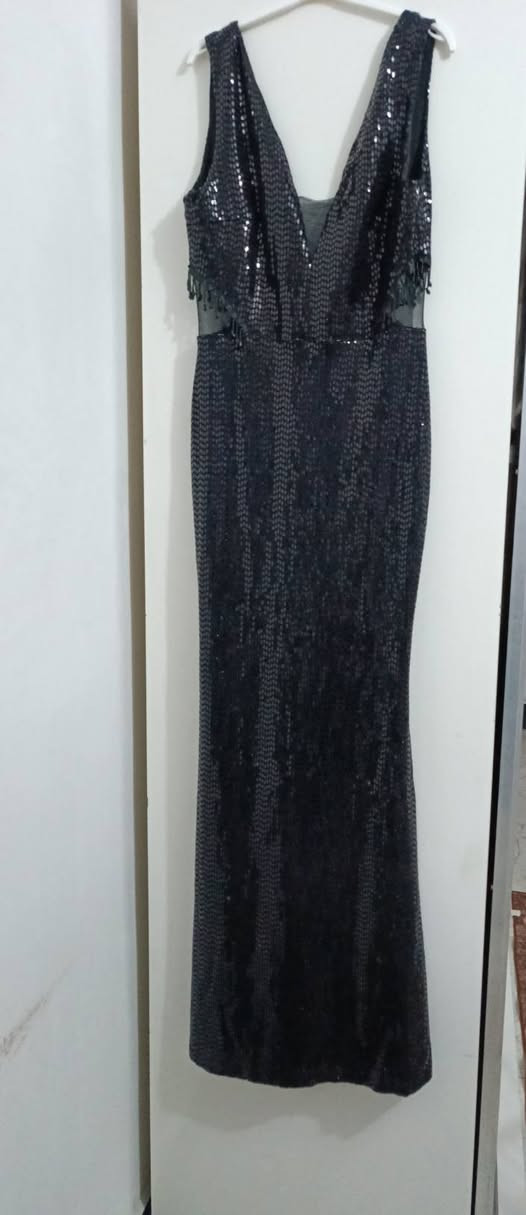 فساتين للبيع الاسود قياس 38/40/42 ب25
والبنفسجي قياس 40/42 ب25


**إذا كنت صاحب هذا الإعلان وتريد حذفه لأي سبب، رجاءا أرسل رسالة إلى الدعم الفني**