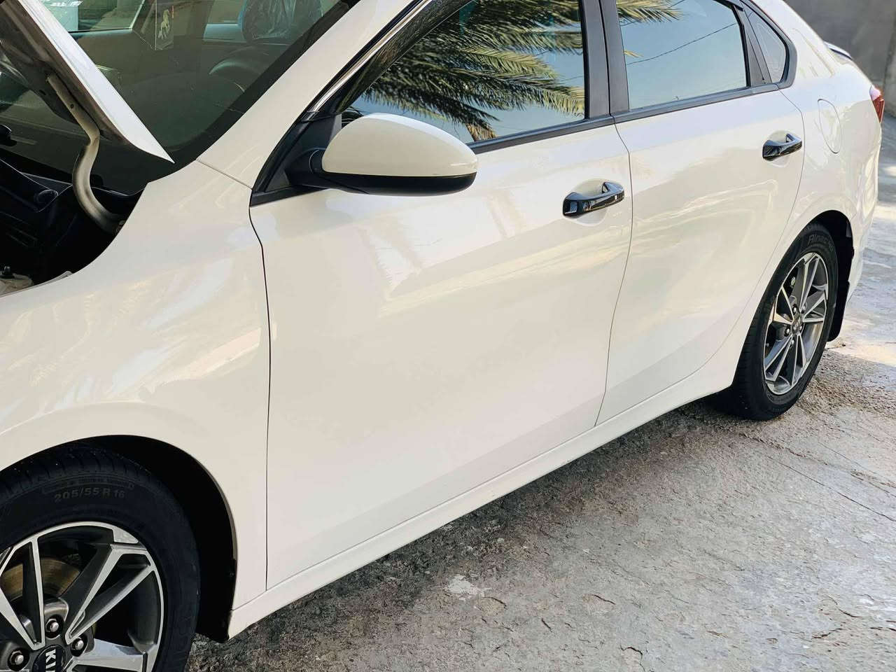 السلام عليكم كيا فورتي موديل 2020 كلين ليبل واحد
محرك 2000 دوش
كير AT مرغوب
مواصفات نص فول 
تحكم استيرن جهتين 
رادار امامي 
تحديد مسار
حساس اطارات 
شاشه كبيره 
كامره دواره
ماشيه 75 
رقم بغداد 
مكاني بابل 
السعر 135
كل التفاصيل بالمنشور  ضرر السياره مياة امطار للدواسه شرط مداخل اقرا المنشور واتصل *********** @إشارة
