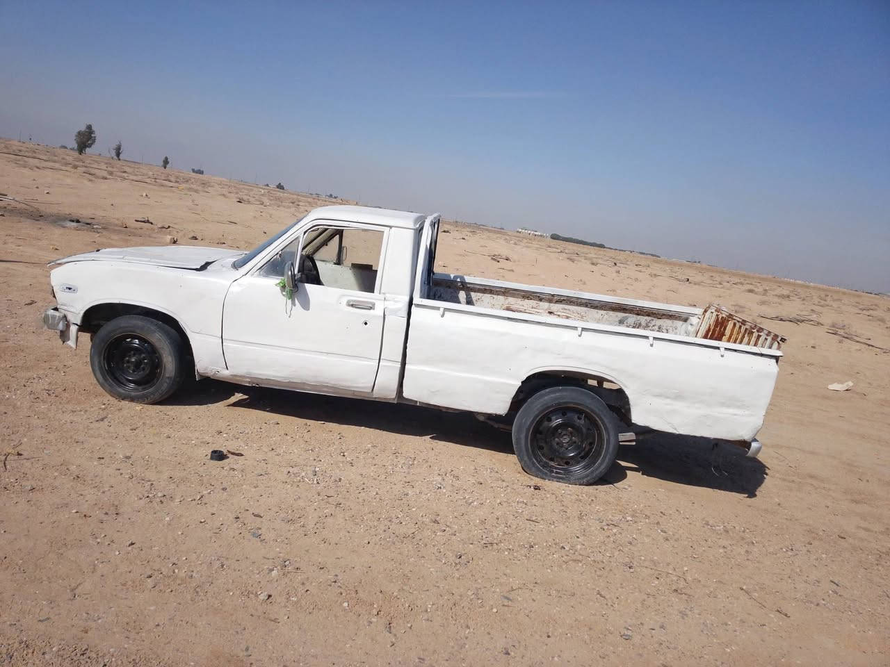 بيكم للبيع موديل 83 رقم ذيقار مشروع وطني ملاكه ب بصره  ماندله ابيع بدون راعي ب 9 وراق مكان بصره مزارع سفوان ***********
