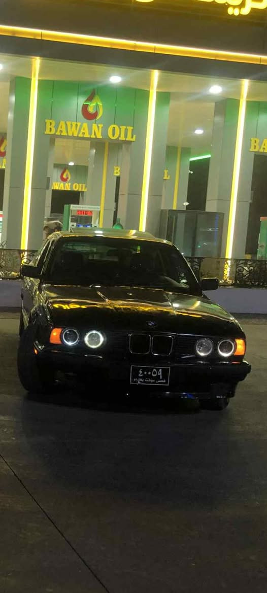 سڵاوی خوای گەورەتان لی بی ئەمBMWمان هەیە بۆفرۆشتن ماشەڵا شتی پاکە سەیارەی دەس خۆمەهی ماعرەز نیەسەیارەکە525کەپسەدجی تاڵە چوار جام کارە بایە سڵایتە گیڕ عادیە مودیل1990هەر کەسی موشتەریە یان نامەبنیری یان تەلەفون بکات ***********لەسەر ئیزنت ئەد مینی گوڵ
