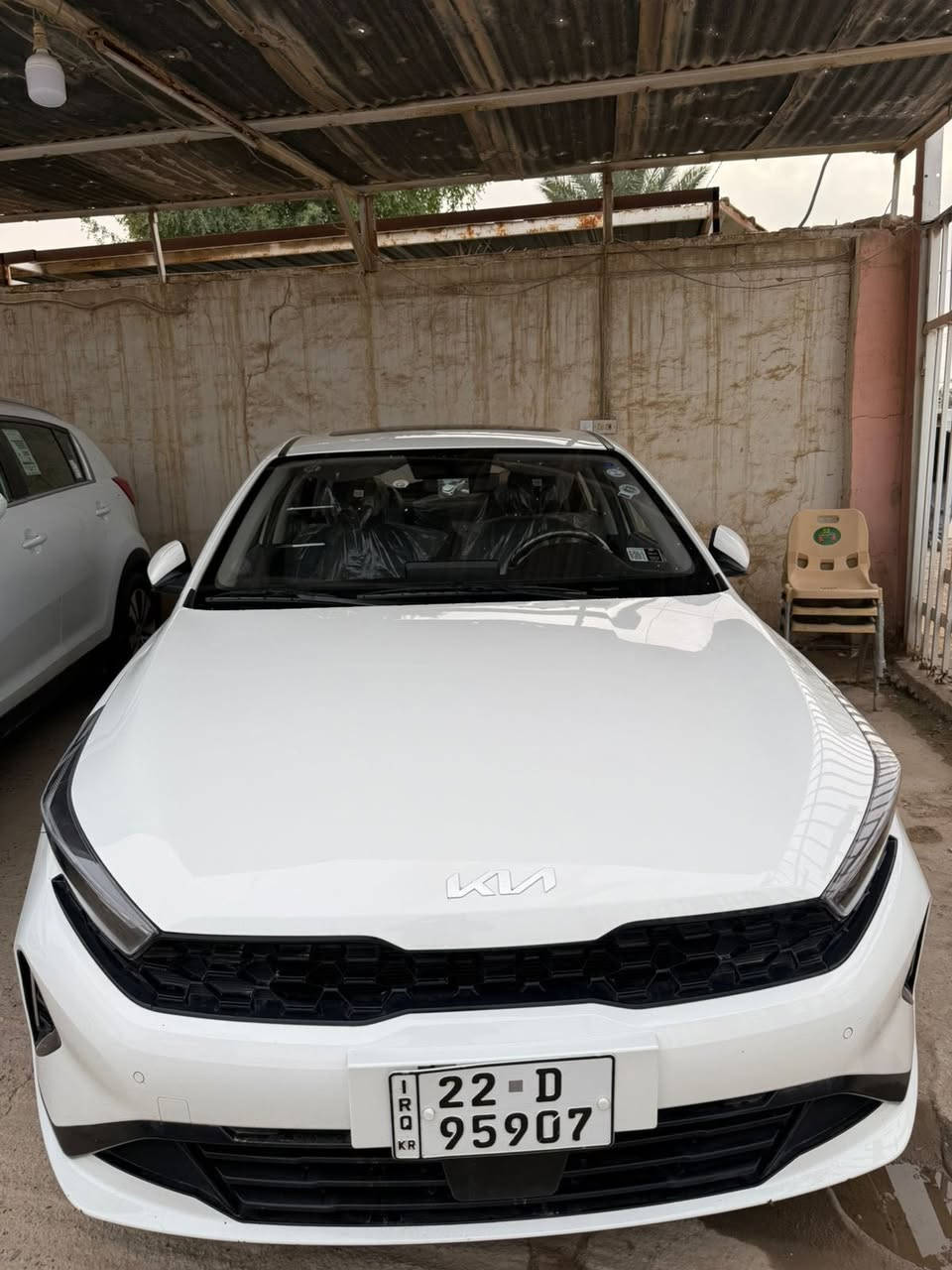 السلام عليكم اخوان
كي ثري موديل ٢٤ مكفوله كفاله عامه ماشيه ٣٠ الف رقم اربيل المكان النجف 

السعر ١٤٢ قفل

***********
