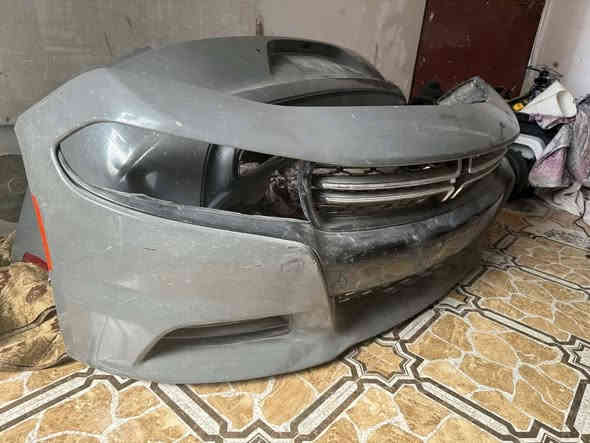 السلام عليكم 
دعاميات SXT سمنتي موديل 2017 جدد اصليات بدون صبغ بس الخلفيه بيها شويه صبغ كاملات هنه والكشافات والاشاير مكانهن ناصريه سوق الشيوخ 
سعرهن 5$ وبيهن مجال 
***********
