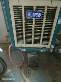 مبردة للبيع كاملة نضيفة سعرة 100الف تريد اتصل على هذا الرقم 0770405817...