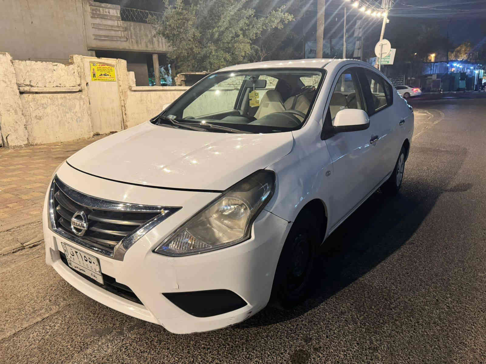 سني الهندي 2018 ماشيه 98 الف قابل لزياده سياره وضع شركه عدا رصعه بسيطه بل باب لخلفي موضحه بصوره سياره كلش حلو ونضيفه استخدام قليل دينار ماتحط عليه 
مكانه بغداد الكرادة 
سعر 103
***********
***********
