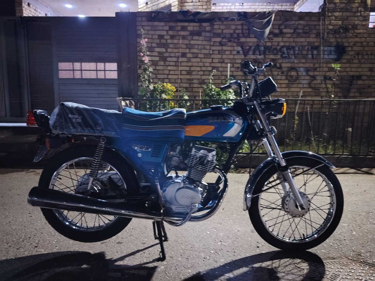 السلام عليكم نامه متياز اوراق اصولي  موديل 22وكيله شارع بغداد السعر 950وبيه مجال قليل للستفسار اكثر تصل ***********
