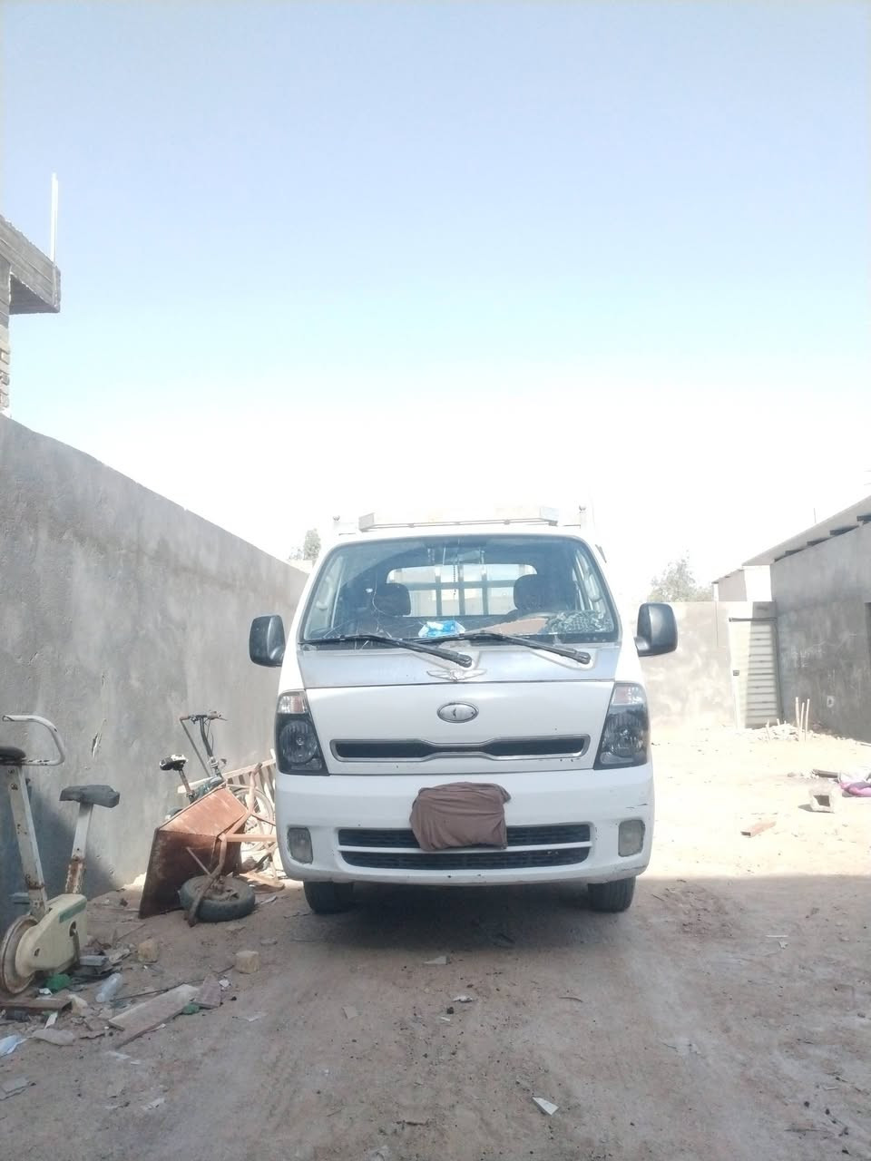 2015 كيا بنجو رقم بصره كير+محرك+حداديه+كشر مكفول
***********
