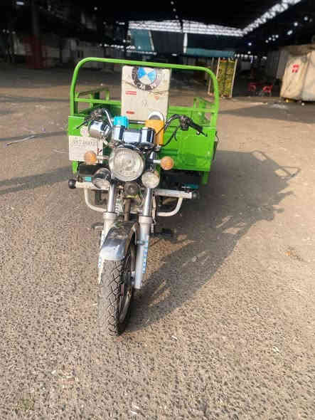 سلام عليكم ستوته 2022محرك مكفول  اوراق اصوليه سعر 2250 وليه مجال رقم***********
