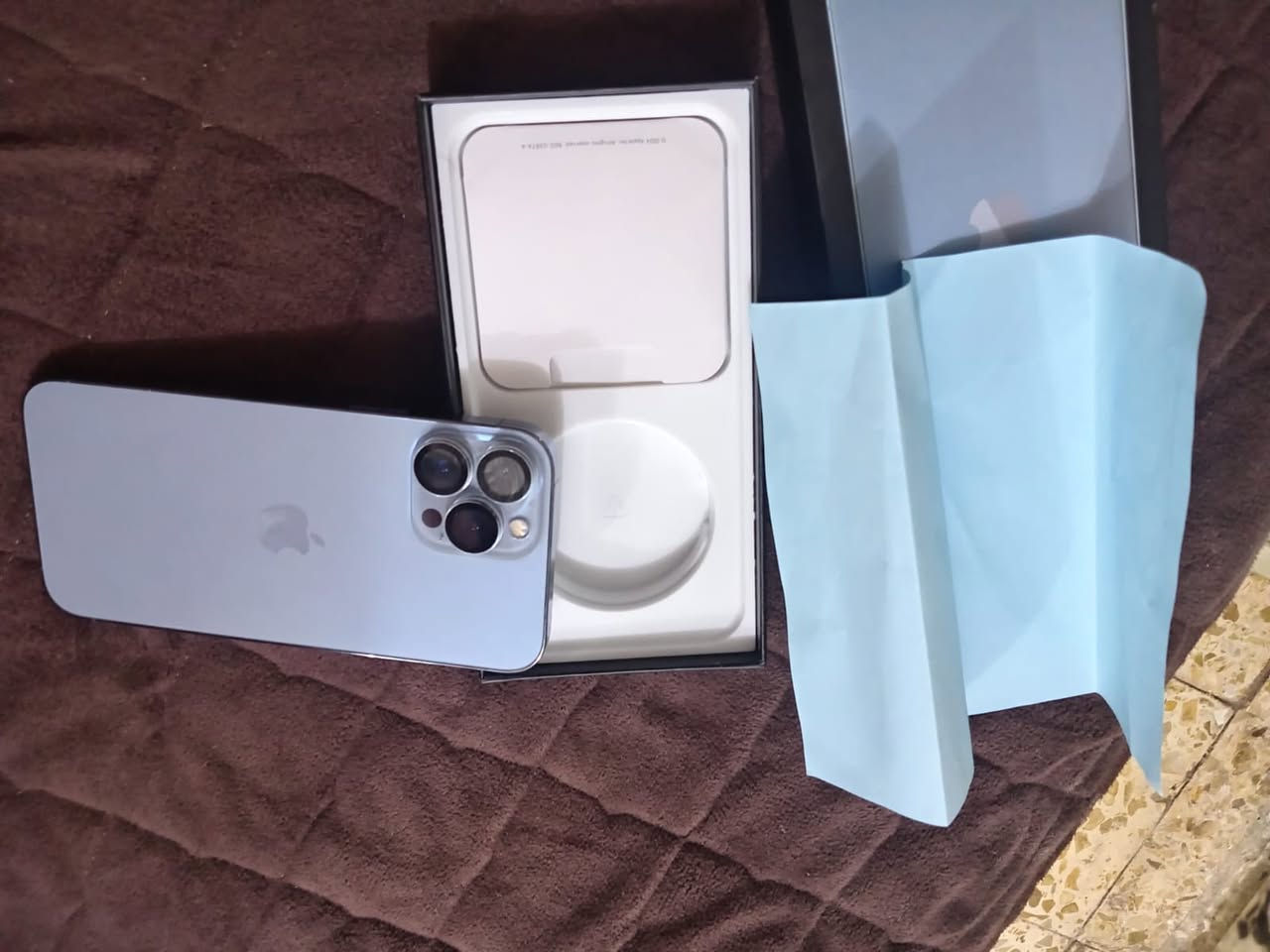 سلام عليكم آيفون ١٣برو ماكس غراض كامله نضافه ١٠٠ اي شي مامبدل بي أمريكي بظاريه ٨٨بلاد مكاني ميسان ***********
