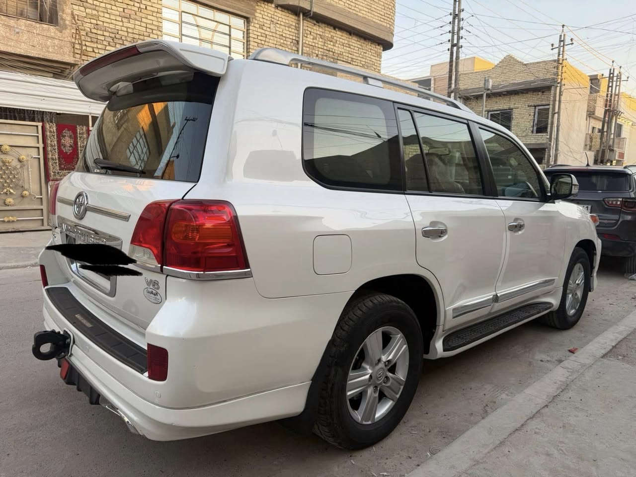 السلام عليكم 
جكسارة ٢٠١٥ ابريم اصل فول مواصفات 
رقم سليمانية بأسمي
بيها صبغ بابين ماشيا ١٠٠ حقيقي 
سونر مرفق بصور 
السعر ٣٥٠ وبيها مجال حك جية 
غير متواجد على الفيس 

الرقم ***********
