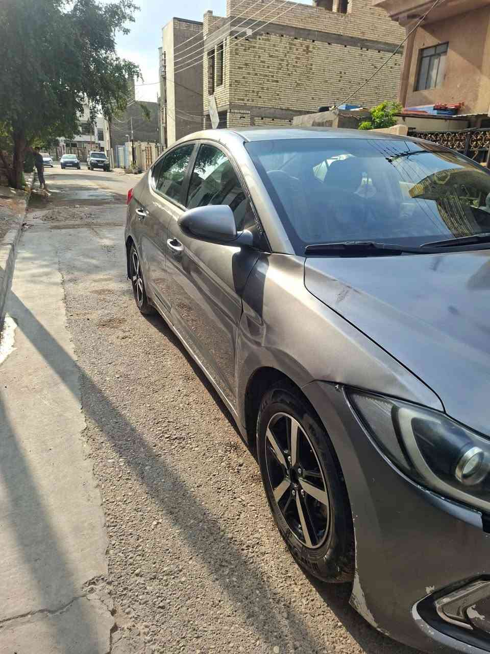 السلام عليكم النترا ٢٠١٧ وارد أمريكي لون رصاصي رقمهه انكليزي الجديد سنويه جديده بسمي مصفره غرامات تحويل ثاني يوم مكينه ٢٠٠٠ دوش المرغوب كير AT / كير و مكينه خير من الله لا تنقيص ولا تبخير تبريد ثلاجه كار بلاي ابلادي ٣ انضمه قياده اقتصادي (ECC) و السبورت و العادي مالتهه حادثهه جاملغ امامي و شفت بنيد صفحت الصدر و بلعراق بيهه جاملغ خلفي بارد و واحد حار   باتري و تخم تايرات جدد السعر (١١٠)ممتواجد فيس الاتصال ***********
