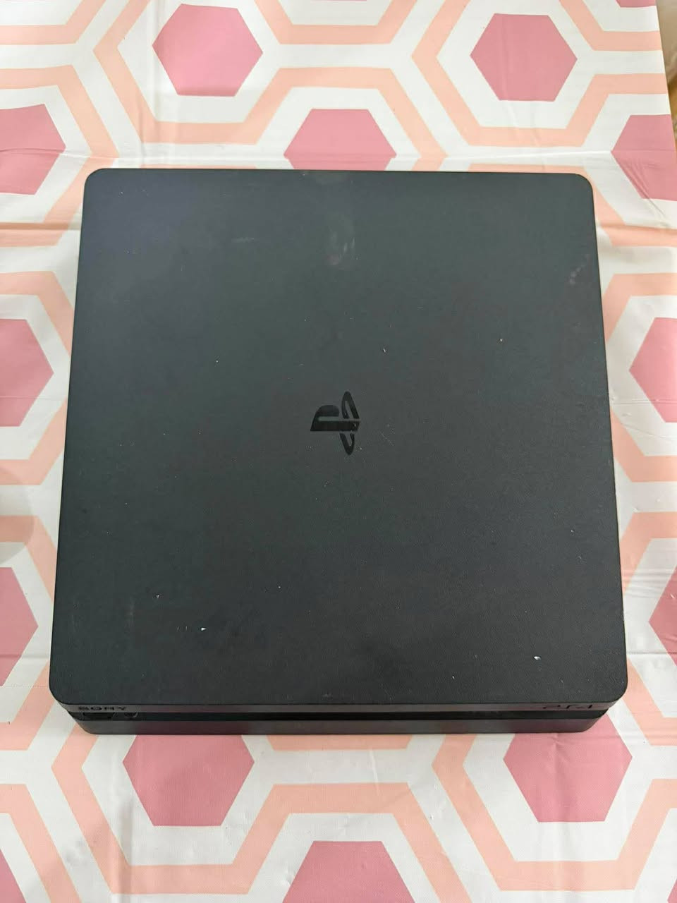 السلام عليكم بلي فور سلم مهكر قرص نضام 11:00 ذاكره 500 ويا يدات ثنين وبي العاب ذا لاست جزء الثاني معربه و رد ديد معربه


**إذا كنت صاحب هذا الإعلان وتريد حذفه لأي سبب، رجاءا أرسل رسالة إلى الدعم الفني**