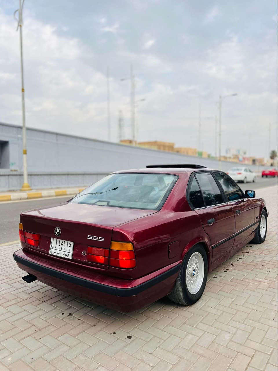 سعر مناسب جدآ (٦٥)وبيها مجال !!!

بي أم ٥٢٥( مسكر )موديل ١٩٩٣ اصل بليته وسنويه 
رقم كركوك مشروع وطني 
سنويه جديده لل٢٠٢٨يلا تنتهي شرط التحول او وكاله !
كير محرك جدد شرط صدر خلفي امامي جديد !!
تخم تاير جديد ويل اصلي خليه تبرد +تدفئه  !!!
بجم عريض +مري منفصل +سلايت +داخل صاج +بطاين كارتير
لايت زنون +دمام صوت سستم كامل +كهربائيات كلها شغاله 
سعر 65وبيها مجال 

📞*********** تكريت, صلاح الدين
