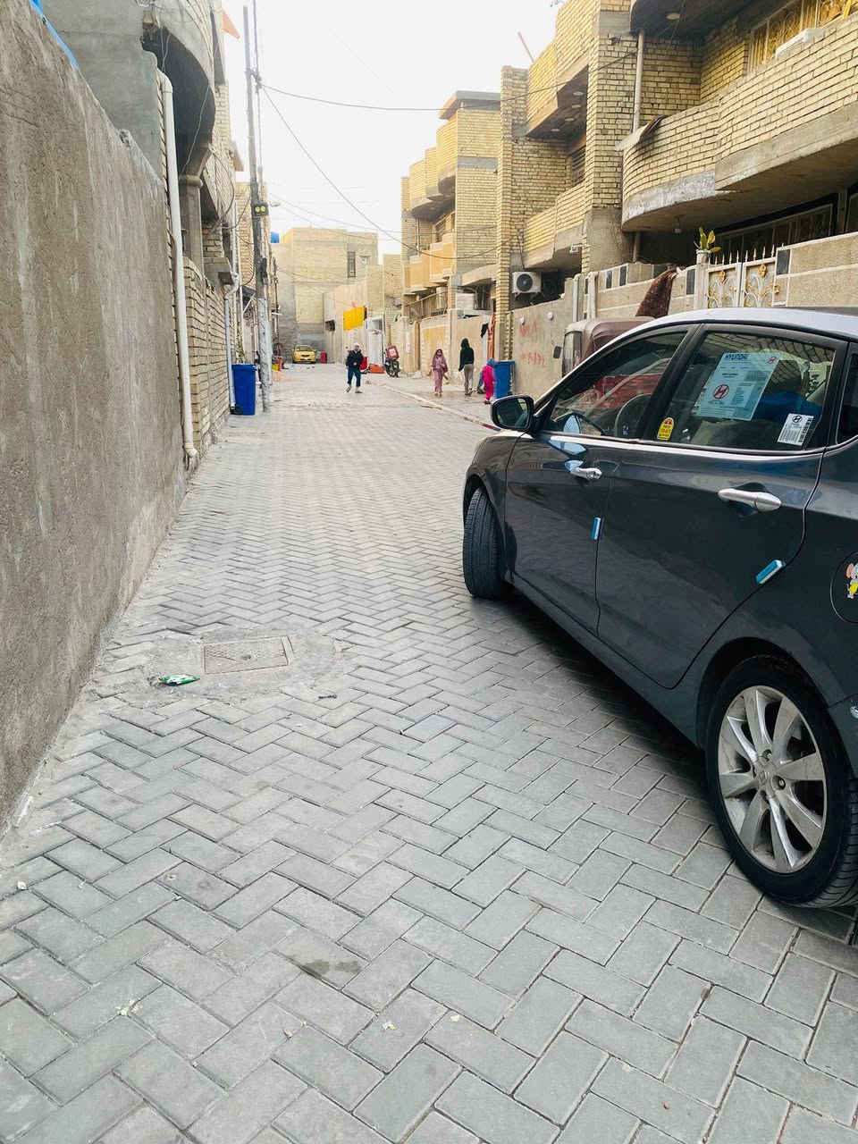 سلام عليكم اكسنت هاج باك موديل 12 سياره وارد امريكي حادثه بنيد وجملغ وباب وبل عراق باب وجاملغ صبغ اثر طخات سياره جديده مال جناي تخم تاير سياره خير من لله سياره احله من الصور ***********
