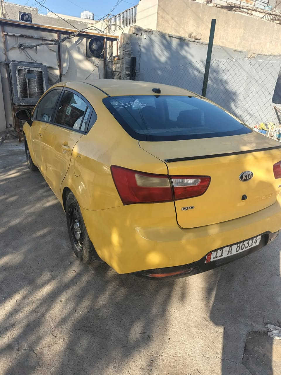 كيا ريو 2013 للبيع فقط وارد امريكي 68ورقة مكانها بغداد حي العامل  ***********
