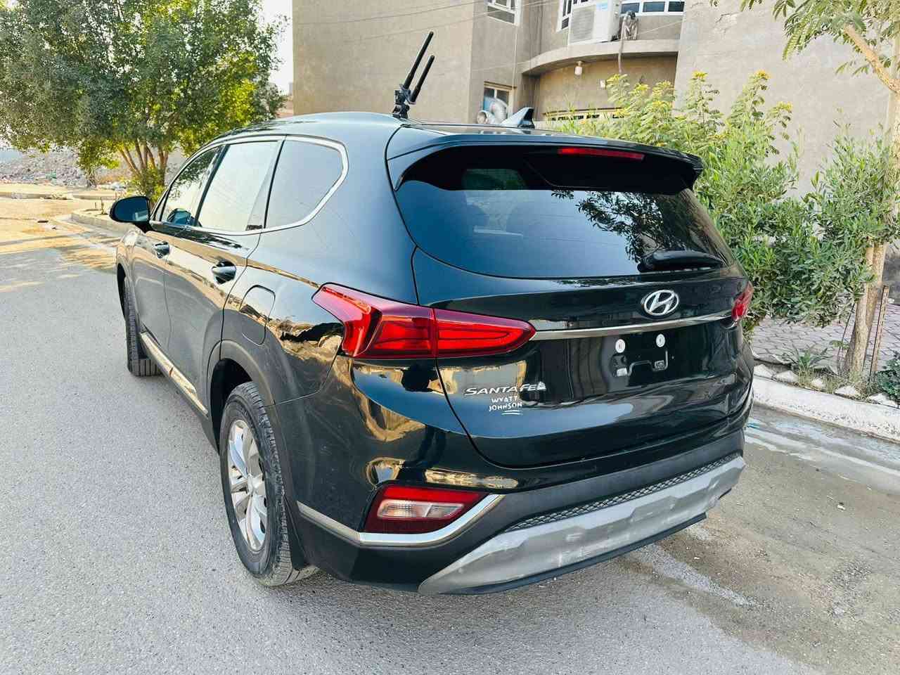للبيع للبيع سنتافيا  2019
وارد امريكي 2400 جي دي اي 

ماشيه تقريبا 100

السيارة بصمه 

5راكب 

تبريد 3قطع 

حادثها 3 قطع بدون دواخل 

رقم بغداد انكليزي 

 السعر 160 وبيها مجال 

سيارة بسمي تحول مباشر 

مكان السيارة بغداد الكرخ 

***********
