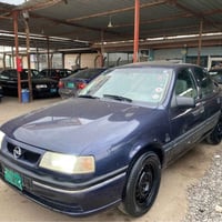 فيكترا • ١٩٩٣ • مكينة ٢.٠