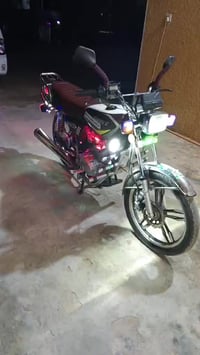 للبيع رقم صاحب الدراجه07810591415