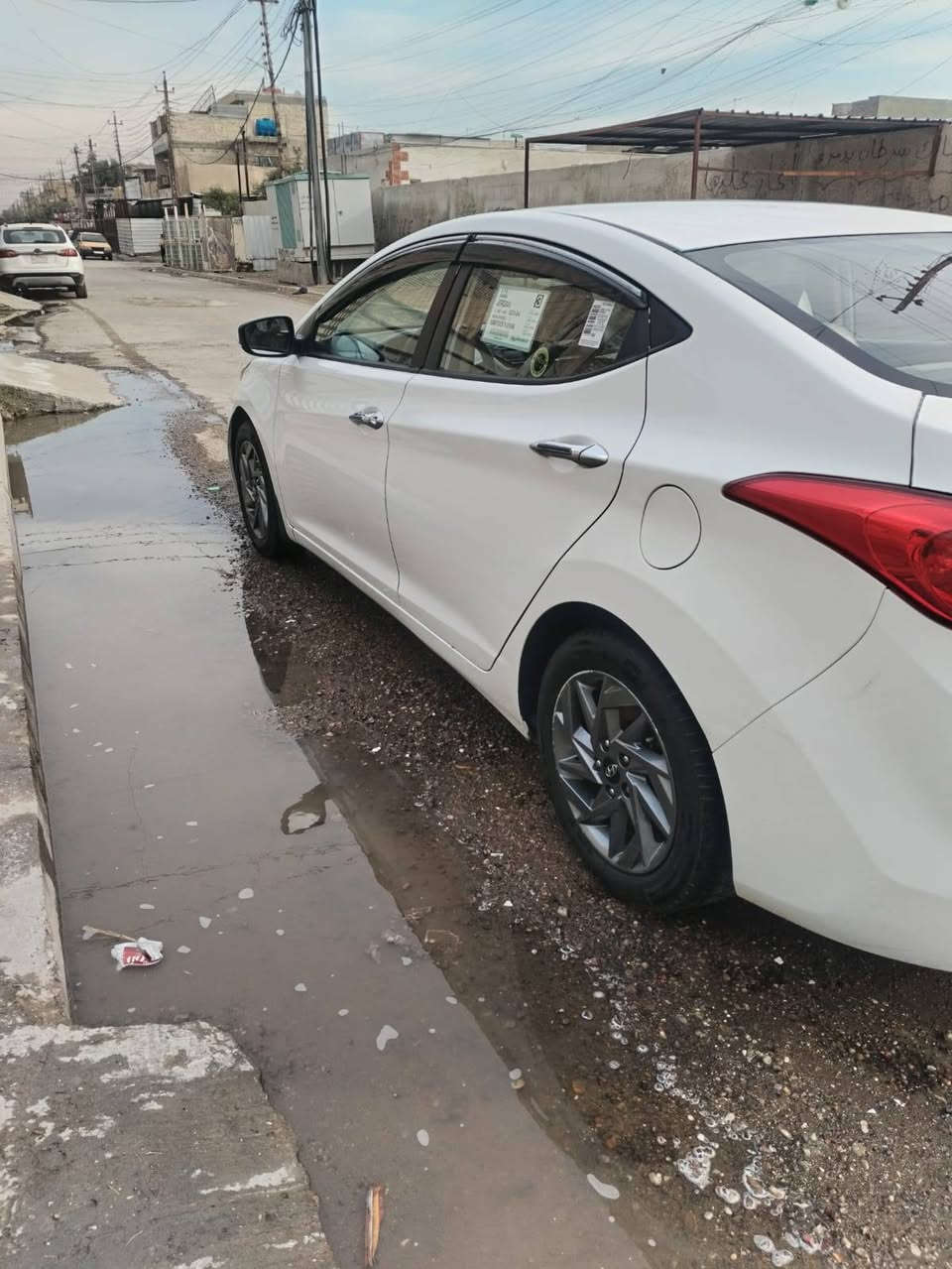 السلام عليكم النتره خليجي كفاله عامه موديل ٢٠١٢
رقم بغداد انكليزي اب اسمي بدون حادث وبدون تبديل
وين الي دور كفاله عامه من كير مكينه حداديه كفاله 
تبريد بصمهه فتحه ويل كروم حساسات مانع انزلاق 
الداخل بيجي شاشه وهذا السونر مرفق ويه صور 
بس بارد ماشر عليهن فقط عله كد أقل الشبر 
تخم تايرات جدتت شادهن تجي وشوف ابعينك
السعر ١٢٥ورقه وبيهه مجال بصيط حك جيتك 
مكان السياره بغداد الشعب شارع صحه ...
***********
