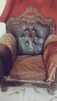 طقم كنب • ١٠ مقاعد • سعر مناسب